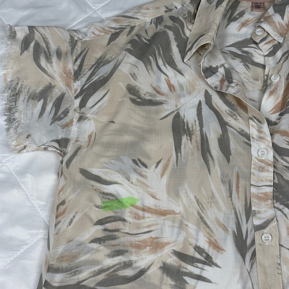 Philosophy XS‎ Abstract Palm Print Button Shirt Raw Hem Short Sleeve Rayon - Picture 6 of 13